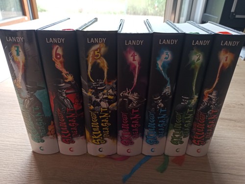 Skulduggery pleasant band - pleasant,