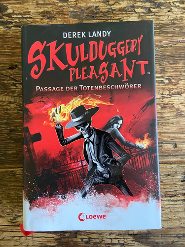 Skulduggery pleasant passage - pleasant, *