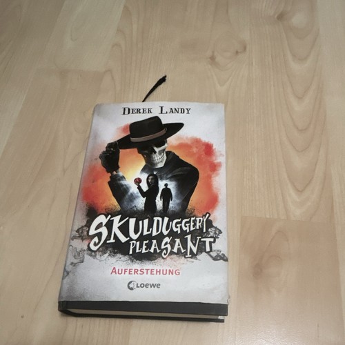 Loewe skulduggery pleasant - pleasant, 10