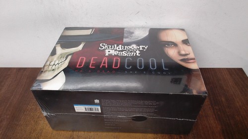 Skulduggery pleasant series - skulduggery,