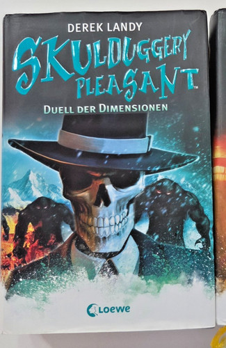 Skulduggery pleasant band - skulduggery,